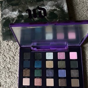 Urban decay vice 2 eyeshadow palette